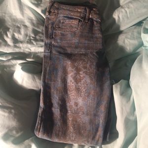 Abercrombie and Fitch size 6 woman's jeans