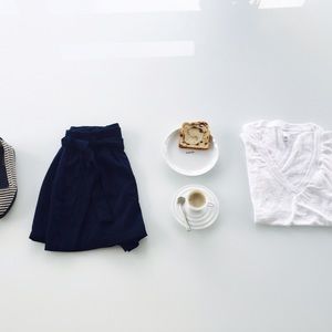 White and eggplant deep basic v-neck