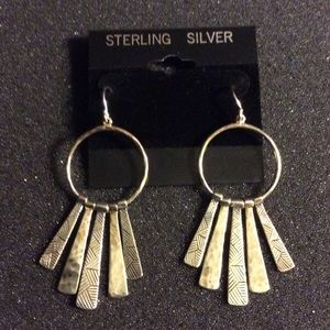 Nod to Mod earrings