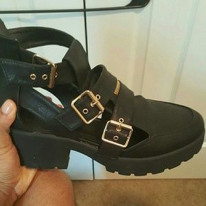 Size 12 Torrid platform heel VERY COMFORTABLE