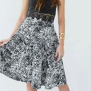 Agnes and Dora midi skirt