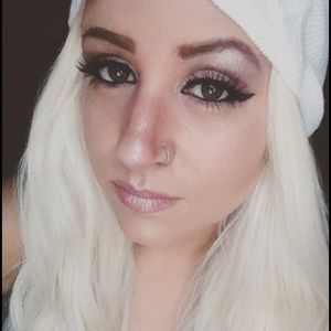 Meet your Posher, Stefanie