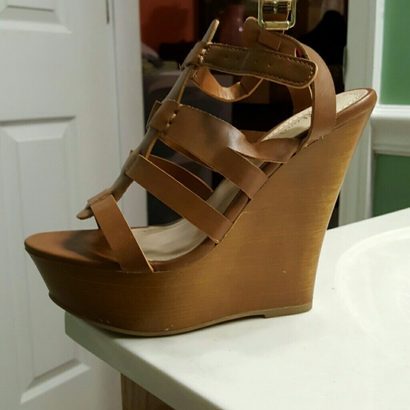 Platform Wedges - Picture 1 of 4