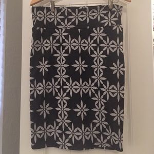Lularoe Cassie skirt