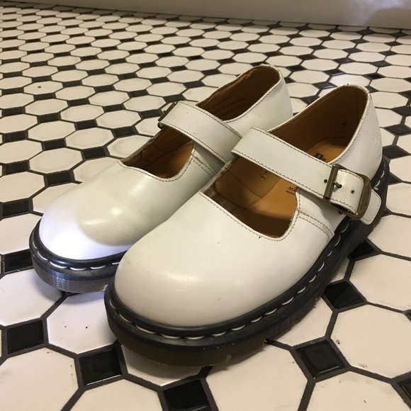 White baby doll vintage doc martens - Picture 2 of 4