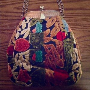 Vintage Kiss Lock Clutch