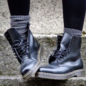 Dr. Marten's 1460 Black Leather Size 7 Women's