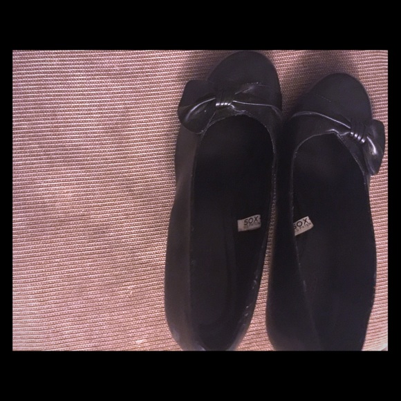 Leather wedge. Never worn.