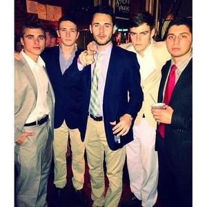 Meet your Posher, Cory