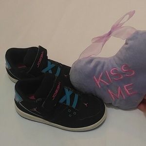 Jordan tennis girl..