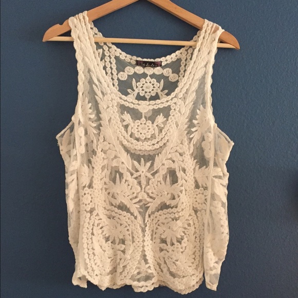 White lace tank