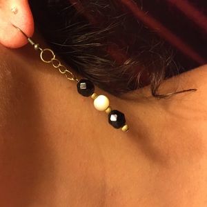 🎉3for$10🎉 Vintage Black and White Bead Earrings