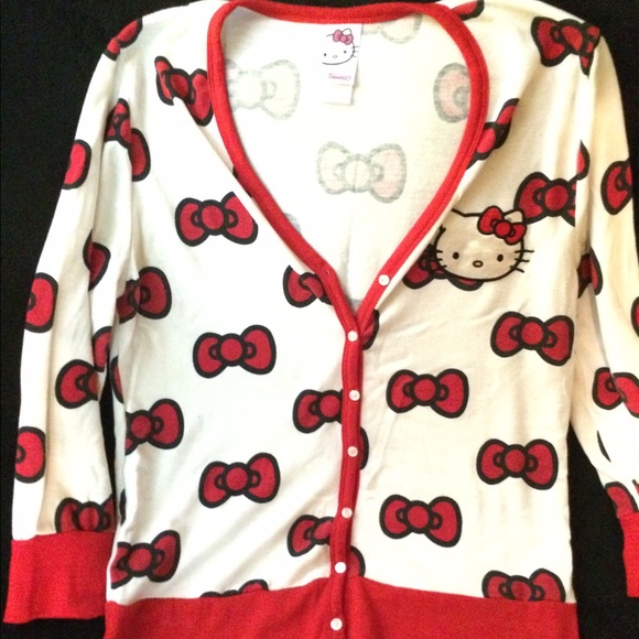 Hello Kitty 3/4 Sleeve Cardigan