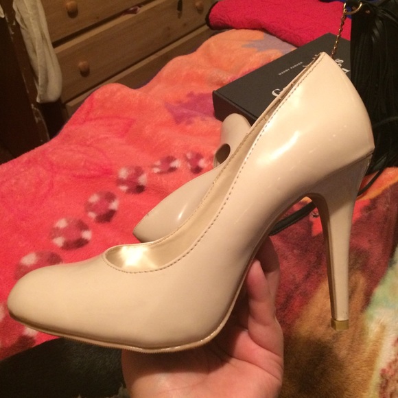 deb heels size 11