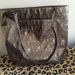 Micheal Kors bag