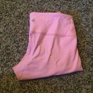 Lululemon wunder under size 6