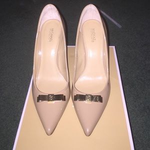 Michael Kors Nude Pointed Heel