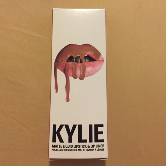 Kylie cosmetics Kylie lip kit color CANDY K