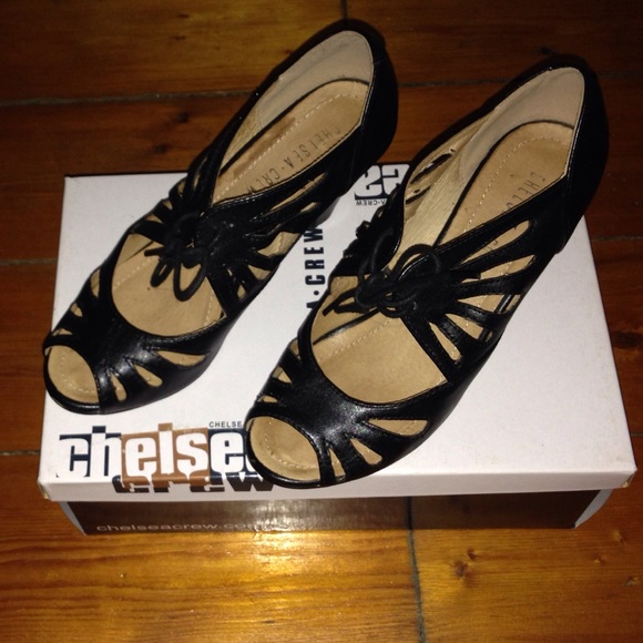 Black Chelsea Crew Heeled Sandals