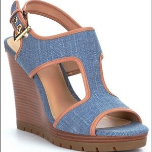 💕 Michael Kors wedge sandal (Brand new)