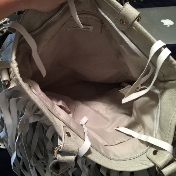 Purse - Picture 4 of 4