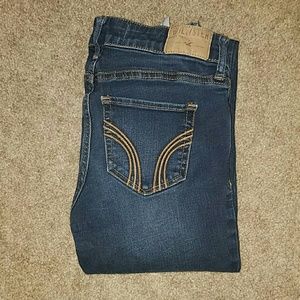 Super skinny Hollister dark wash jeans