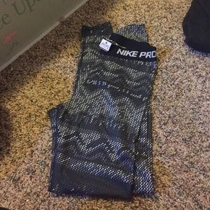 Nike pro dri-fit leggings SMALL