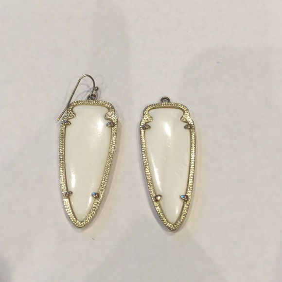 Kendra Scott white Skylar earrings, missing hook