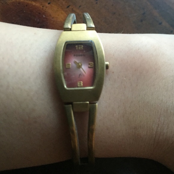 Watch - Picture 2 of 4