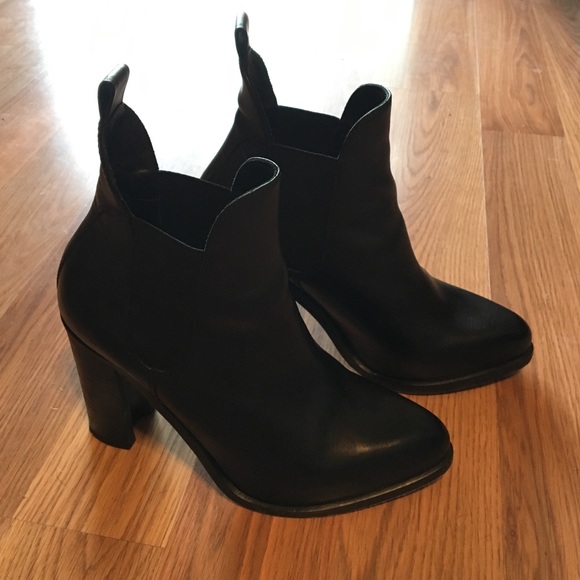 💟SOLD💟 Rag & Bone Booties - Size 38.5 (US 8.5)