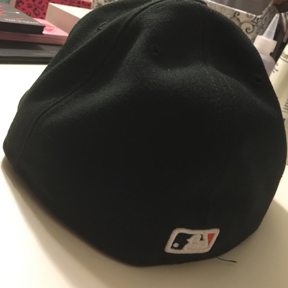 SnapBack - Picture 2 of 3