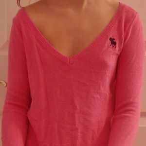 Pink vneck sweater