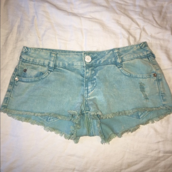 Almost famous jean shorts