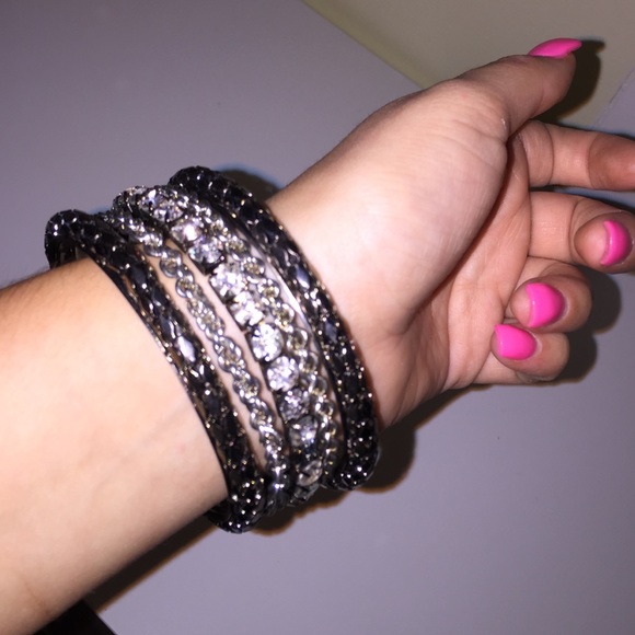 Bangle bracelets - Picture 3 of 3