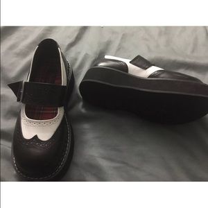 Demonia  Maryjane shoe- platform