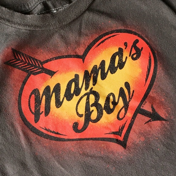 Now and Zen "Mama's Boy" tee - Picture 2 of 3