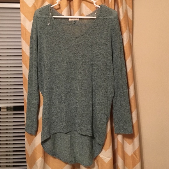 Light weight knit top