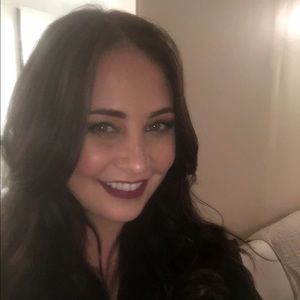 Meet your Posher, Marissa