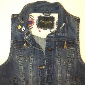 Jean Vest