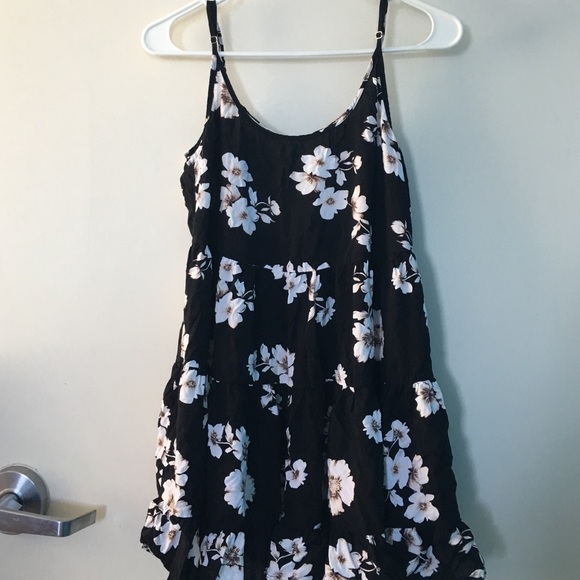 Brandy Melville Jada Dress (Black Floral)