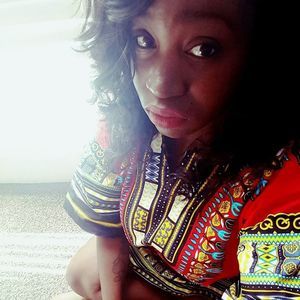 Meet your Posher, Tee