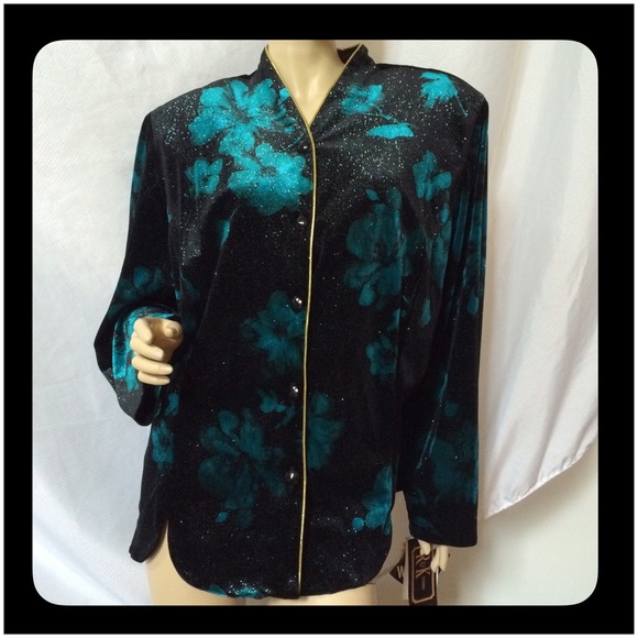 NWT 
R & K Evenings R&K evenings blouse - jacket