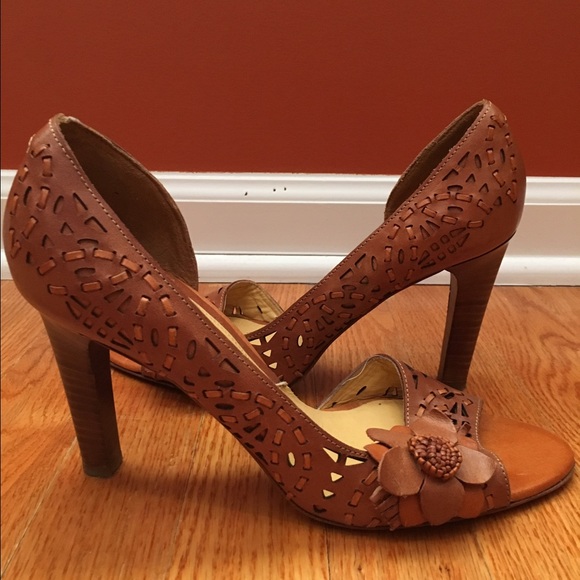 VIa Spiga with Flower Heel