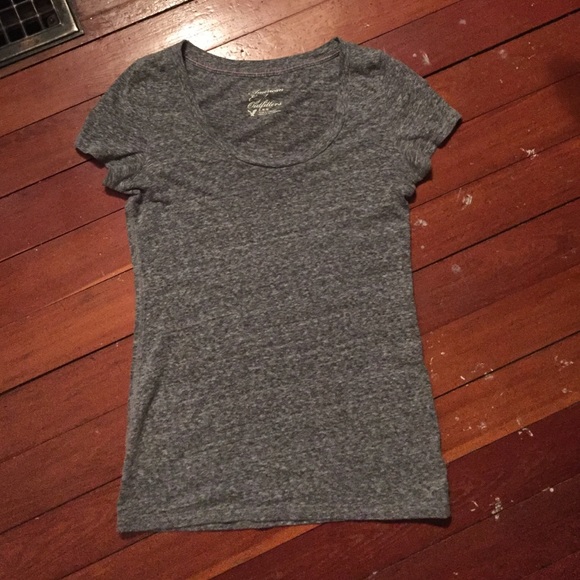 American Eagle T-shirt