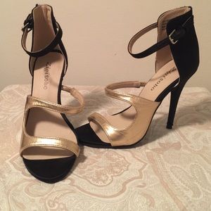 Black and Gold Zigi soho Heels