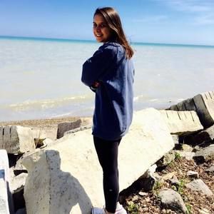 Meet your Posher, Francesca