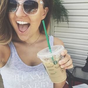 Meet your Posher, Alexis