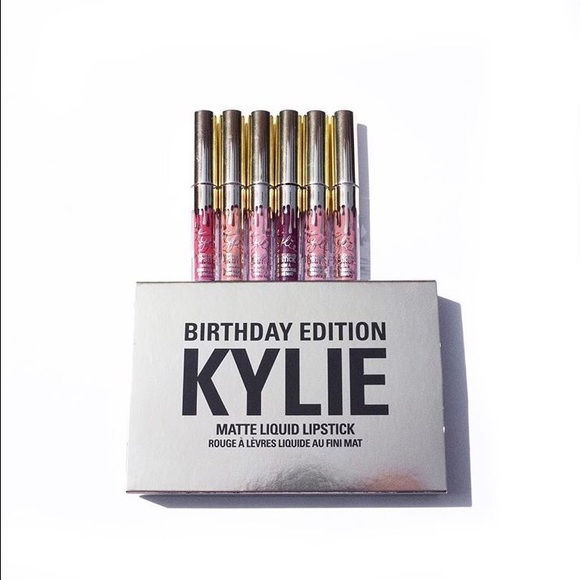 KYLIE MATTE MINI LIP SET - Picture 1 of 1