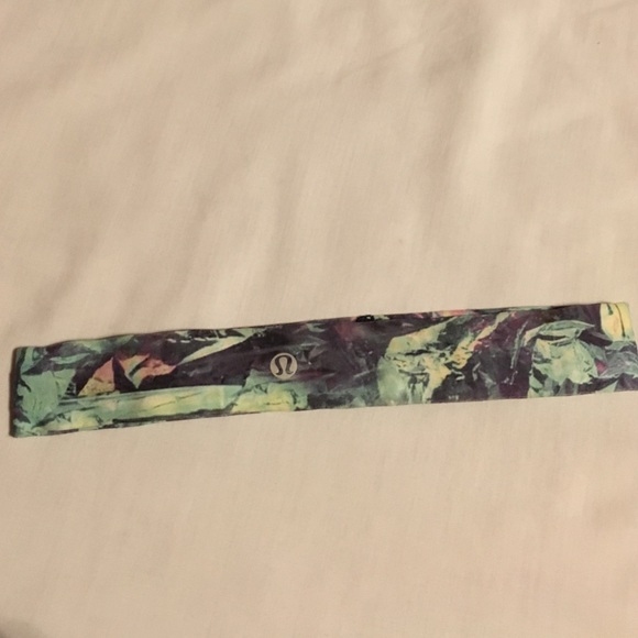 Lululemon headband