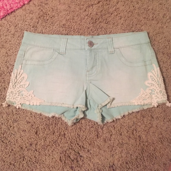 Mossimo size 5 shorts